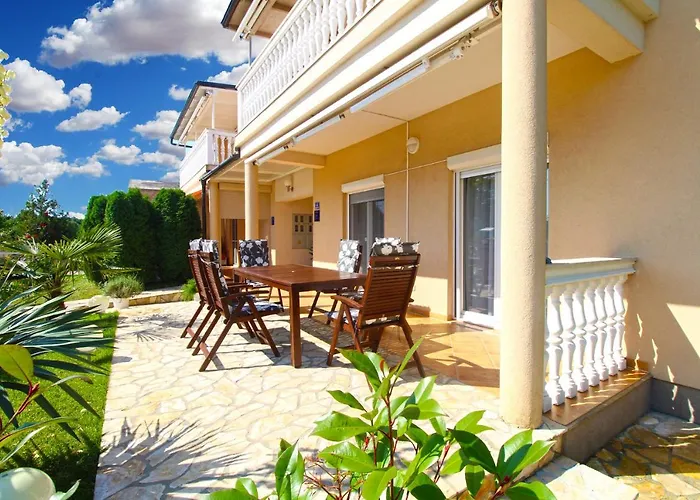 Apartment Vlado 2266