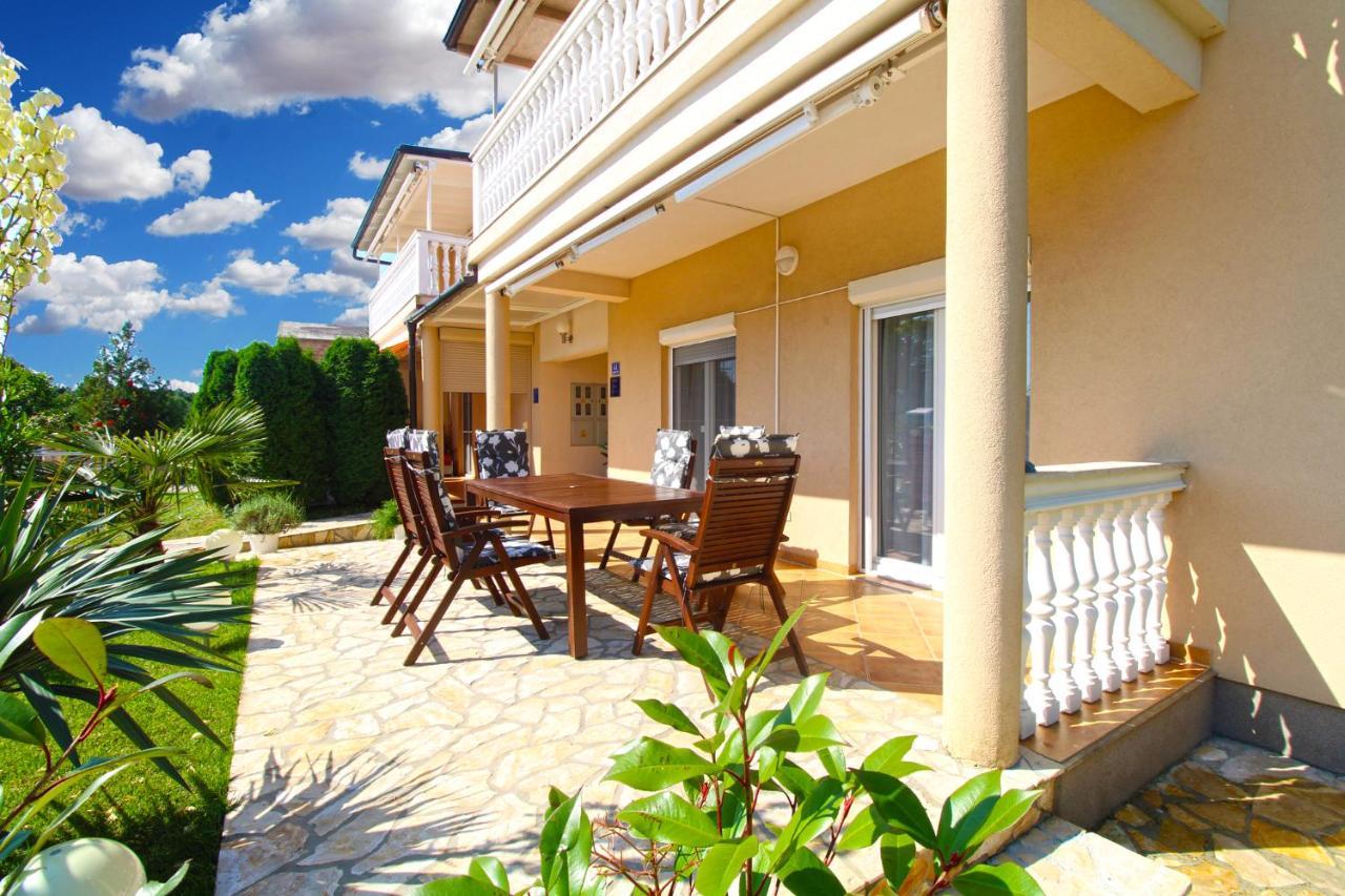 Apartman Vlado 2266 *