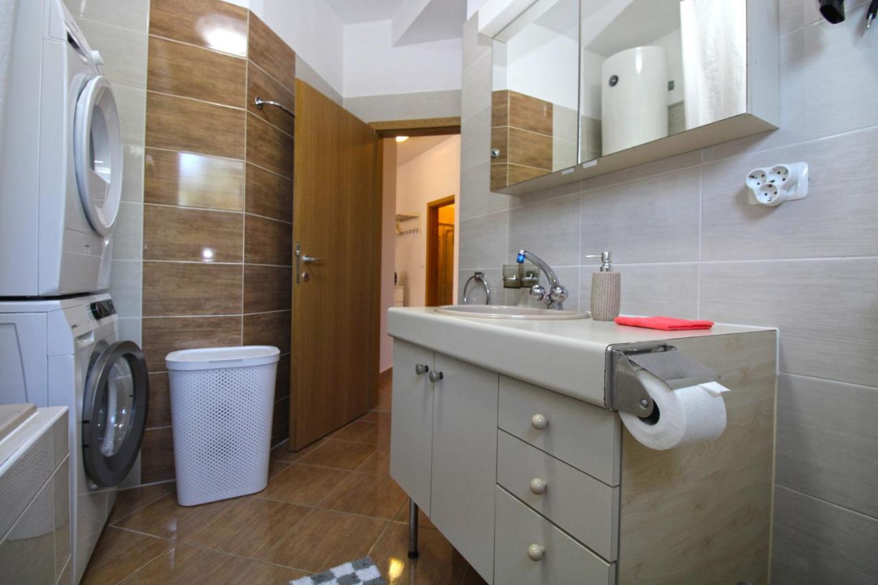 Vlado 2266 Apartman